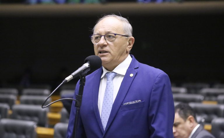 Projeto prevê agravantes para crimes de trabalho escravo e tráfico de pessoas