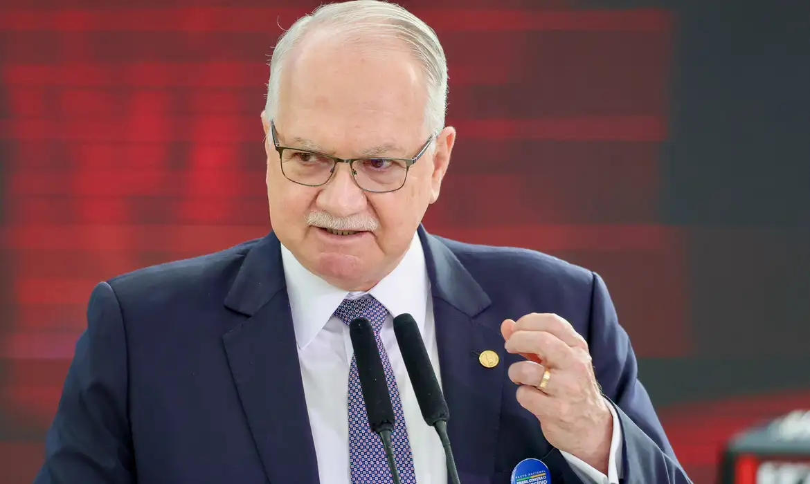 “Estamos imersos em uma crise”, admite presidente do Supremo