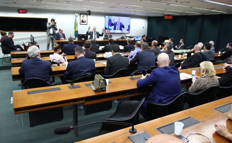 Produtores independentes e aumento da carga tributária preocupam cadeia produtiva do tabaco